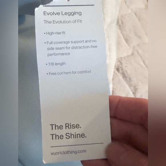 NEW!! Vuori Evolve Legging size M in Slate Blue - Picture 6 of 6